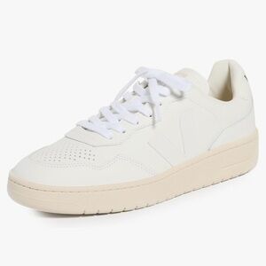 Veja Women V-90 Sneakers Extra White - NWT